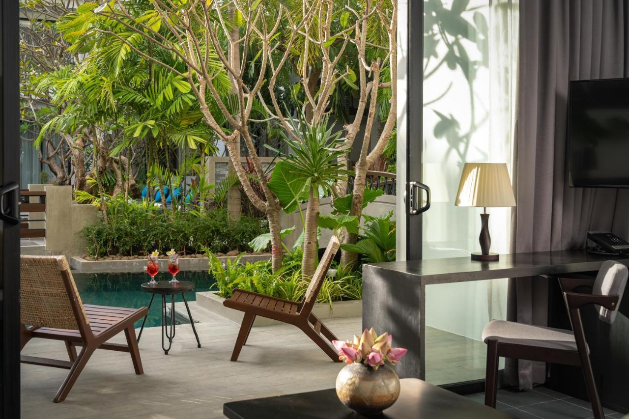 Eightfold Urban Resort Сіємреап Екстер'єр фото The Sala Pool Suite