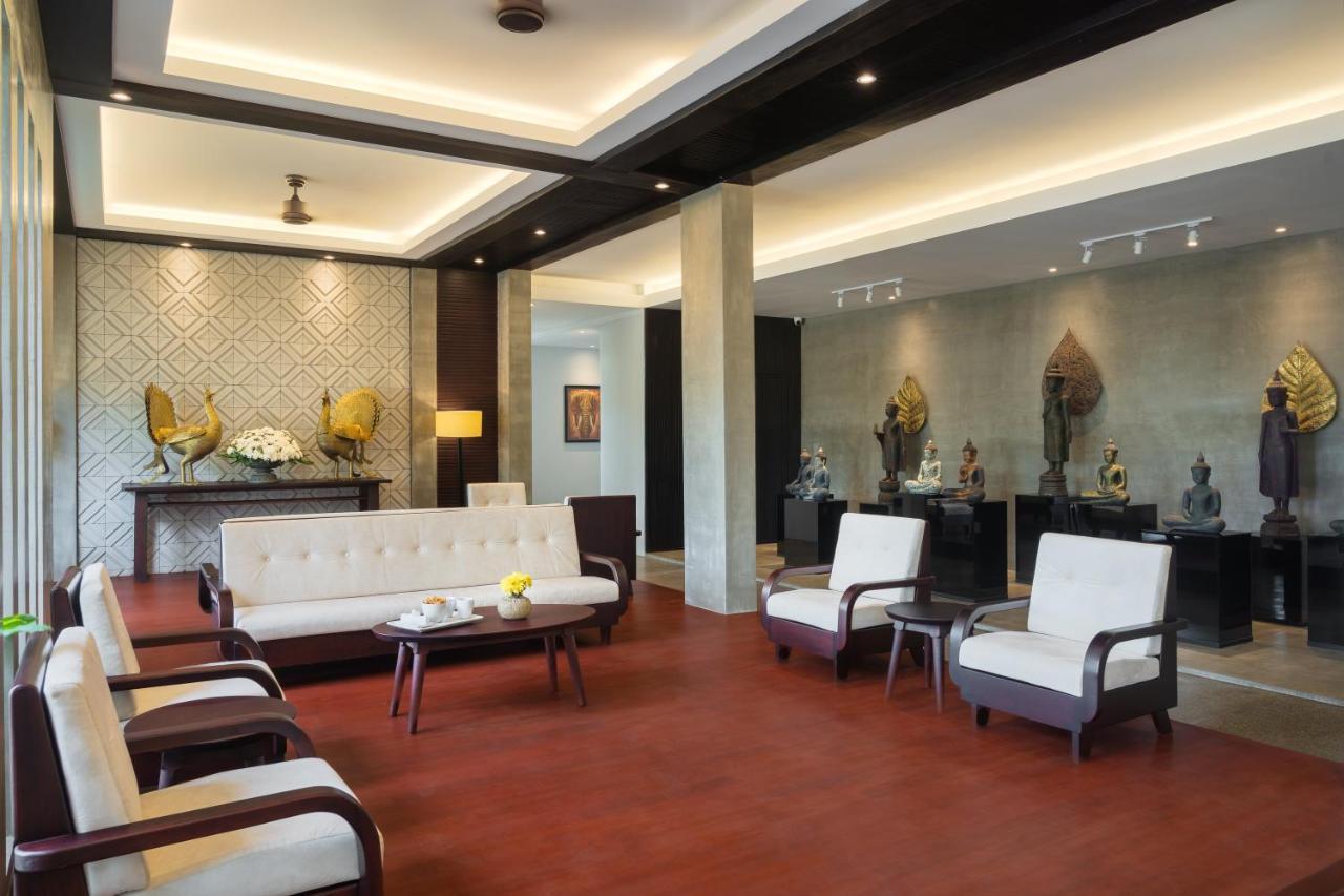 Eightfold Urban Resort Сіємреап Екстер'єр фото The lobby of the Royal Thai Police Museum