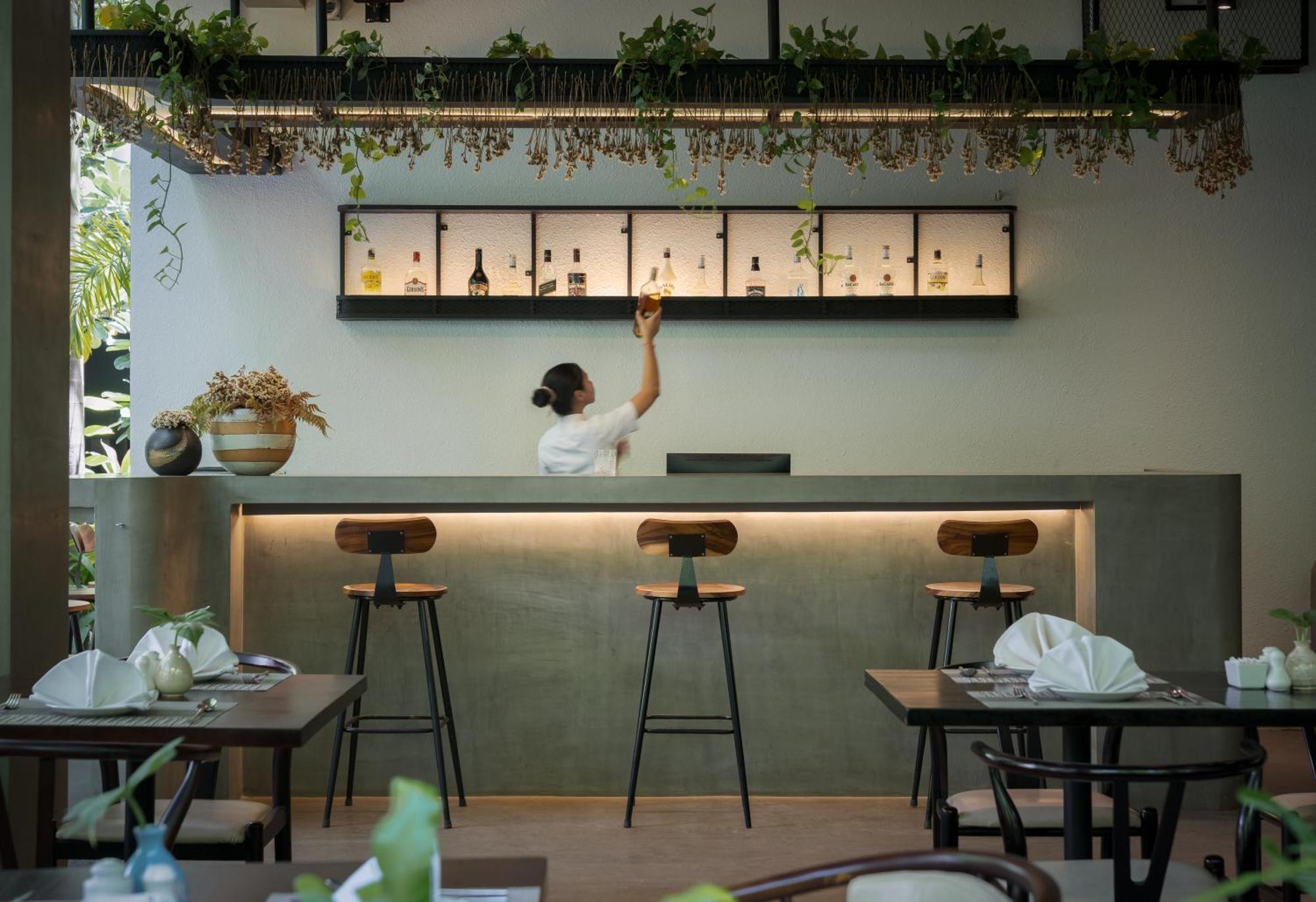 Eightfold Urban Resort Сіємреап Екстер'єр фото Restaurant in Tokyo