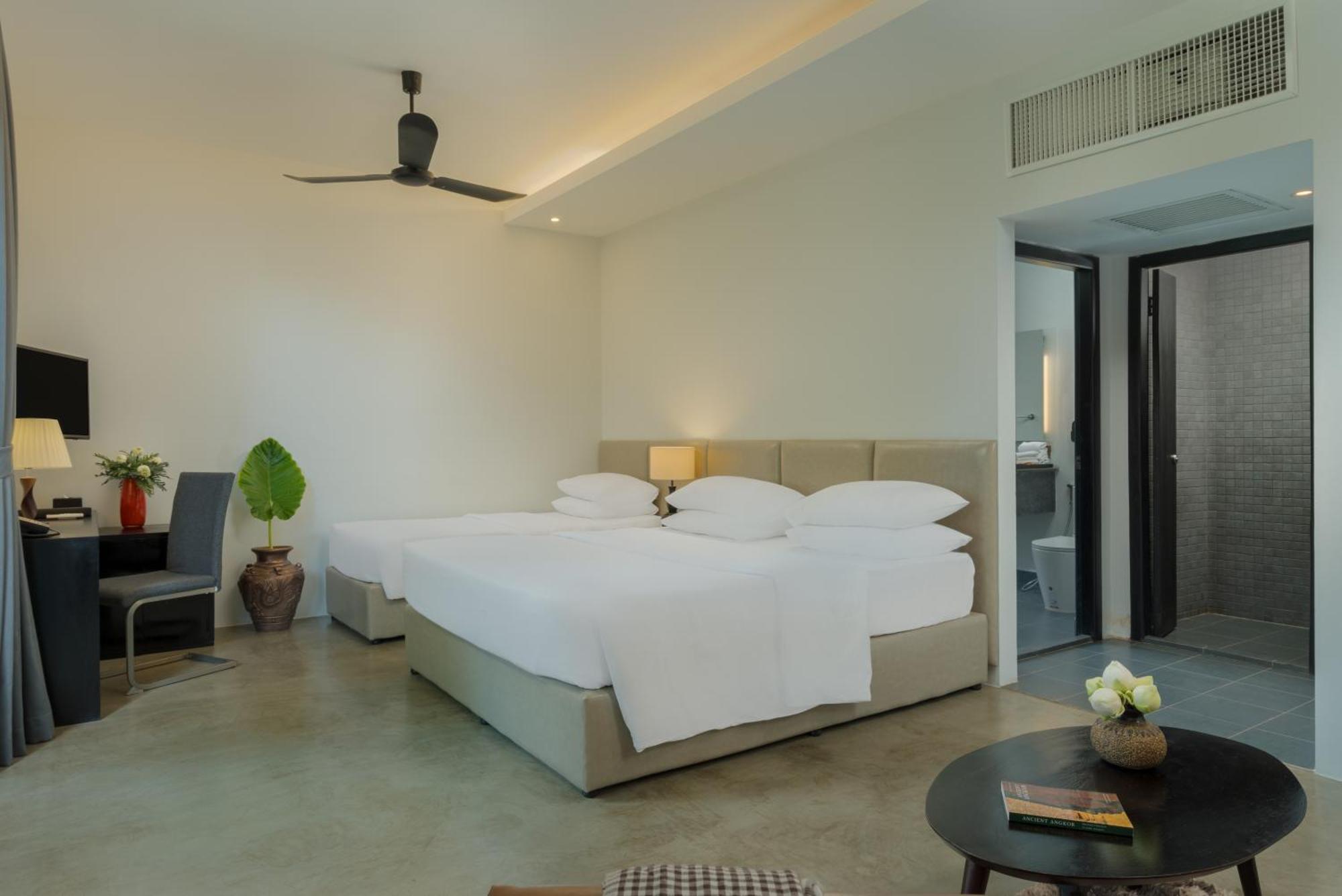 Eightfold Urban Resort Сіємреап Номер фото Deluxe Room