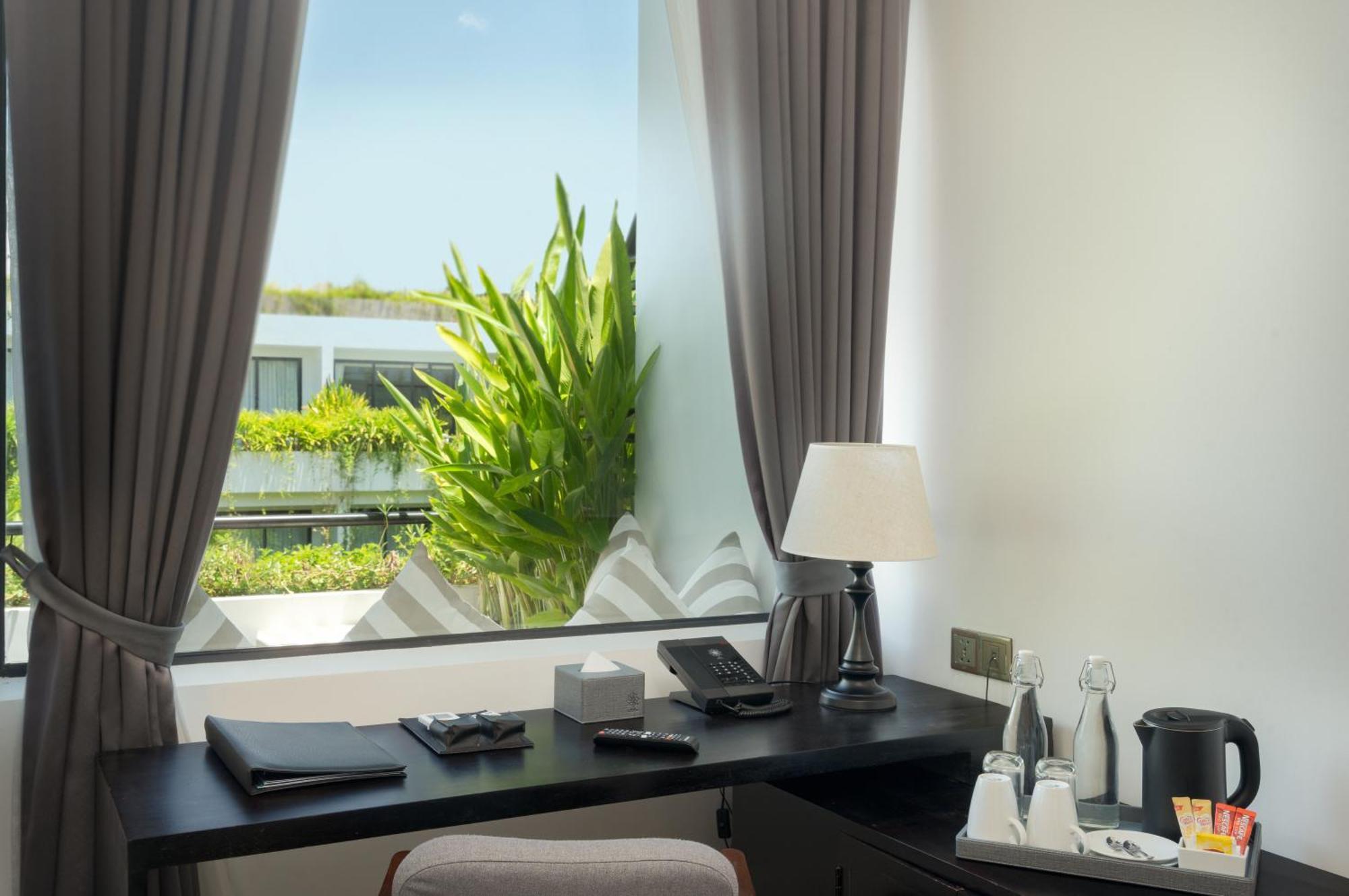 Eightfold Urban Resort Сіємреап Екстер'єр фото A room at the hotel